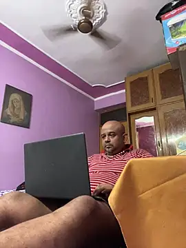 Dick 6inches online show from June 20, 10:53 am