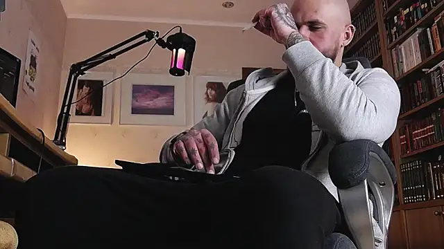 FindomJason online show from May 3, 10:45 pm