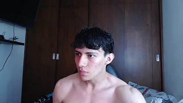 aresholland online show from March 20, 9:02 pm