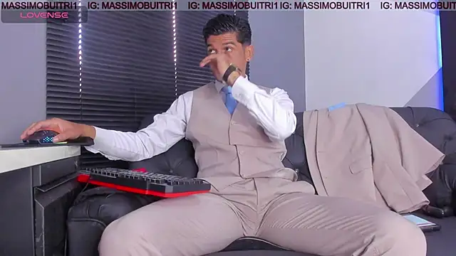 massimo g online show from June 17, 1:13 pm