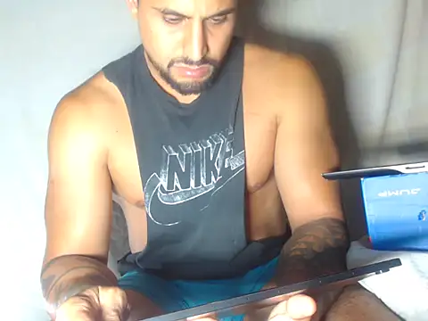 sebasx412 online show from March 27, 2:38 am