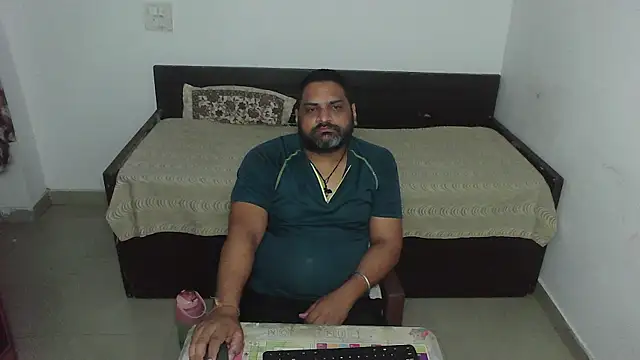 rentarob online show from April 28, 5:39 pm