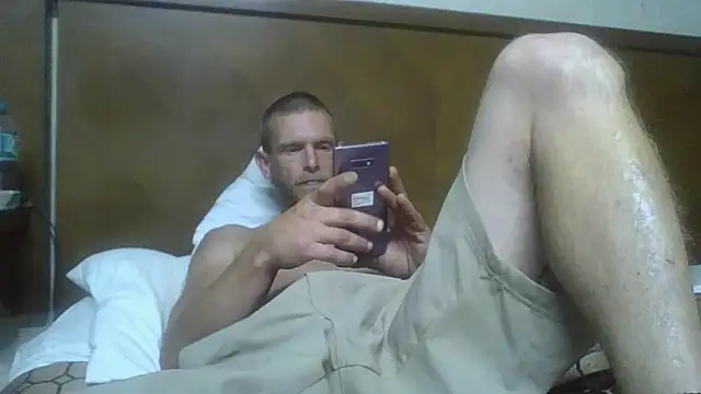 daddytim0 online show from April 23, 12:51 pm