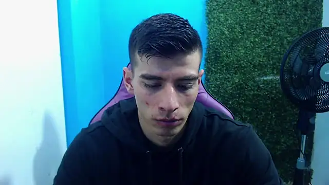 Snapshot of DEIBY_BABY chatting on December 31, 7:18 pm DEIBY BABY online show from December 31, 7:18 pm