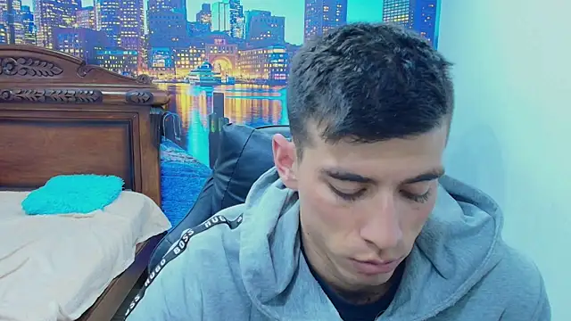 Snapshot of DEIBY_BABY chatting on October 13, 1:55 am DEIBY BABY online show from October 13, 1:55 am