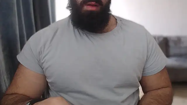 hugemachohandsome online show from November 18, 9:57 am