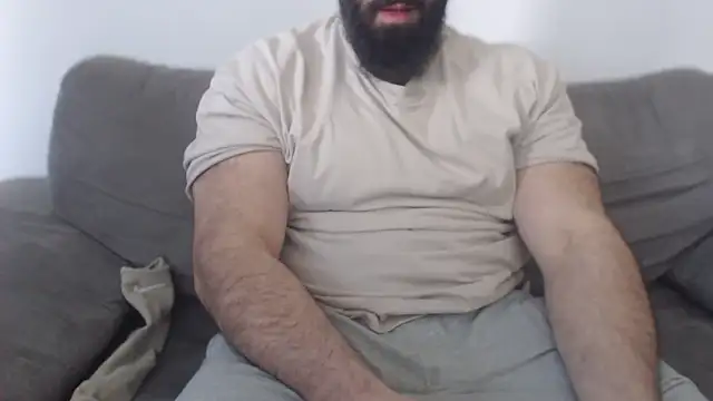 hugemachohandsome online show from April 27, 6:32 am