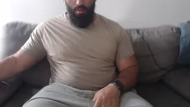 hugemachohandsome online show from June 23, 5:01 am