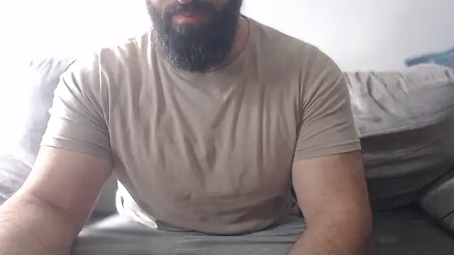 hugemachohandsome online show from June 17, 7:54 am