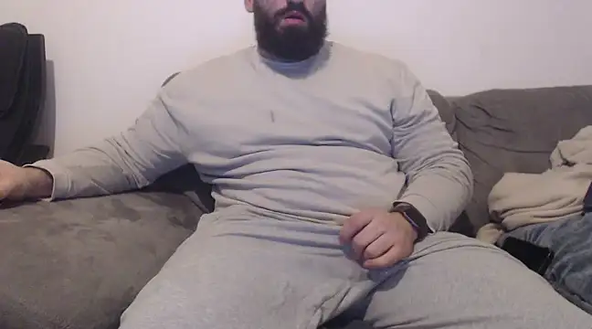 Snapshot of hugemachohandsome chatting on February 7, 4:03 pm hugemachohandsome online show from February 7, 4:03 pm