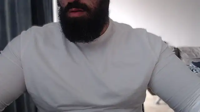 Snapshot of hugemachohandsome chatting on October 29, 2:53 pm hugemachohandsome online show from October 29, 2:53 pm