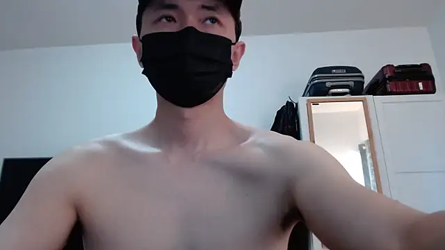 twbobo00715 online show from April 27, 9:42 pm