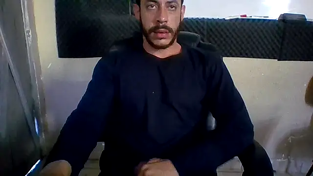 Snapshot of MachoScorpionCaralho chatting on September 18, 11:12 am MachoScorpionCaralho online show from September 18, 11:12 am