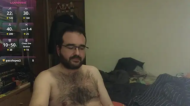 Snapshot of curiosillo83 chatting on March 19, 3:30 am curiosillo83 online show from March 19, 3:30 am
