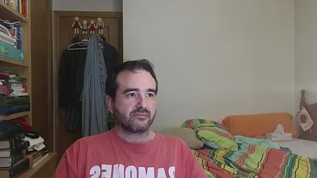 curiosillo83 online show from June 24, 5:49 pm
