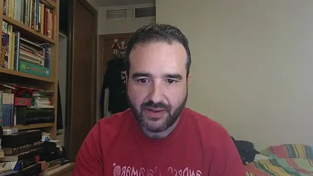 Snapshot of curiosillo83 chatting on October 22, 2:43 pm curiosillo83 online show from October 22, 2:43 pm