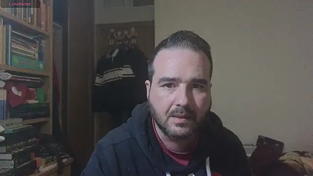 Snapshot of curiosillo83 chatting on February 15, 2:26 am curiosillo83 online show from February 15, 2:26 am