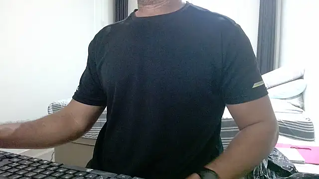 Snapshot of danilostorm7 chatting on October 21, 8:34 pm danilostorm7 online show from October 21, 8:34 pm