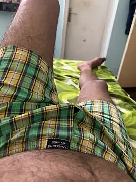 yourheroforfun online show from April 29, 6:03 pm