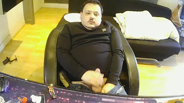 Bebemickey75 online show from April 25, 1:03 pm