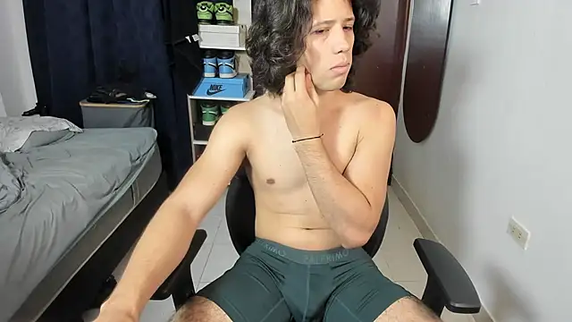 imtonny19 online show from February 25, 12:33 am