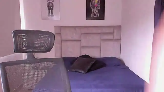 paul rogerr online show from October 17, 1:04 pm