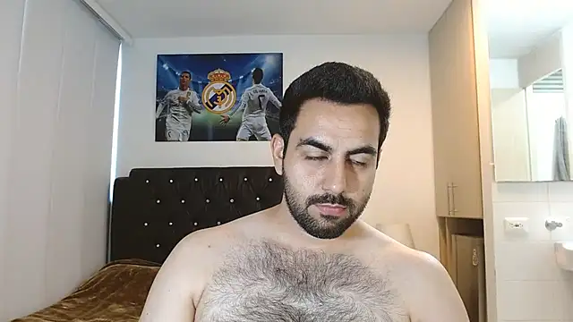 omarmohammedhot2 online show from January 13, 2:32 pm