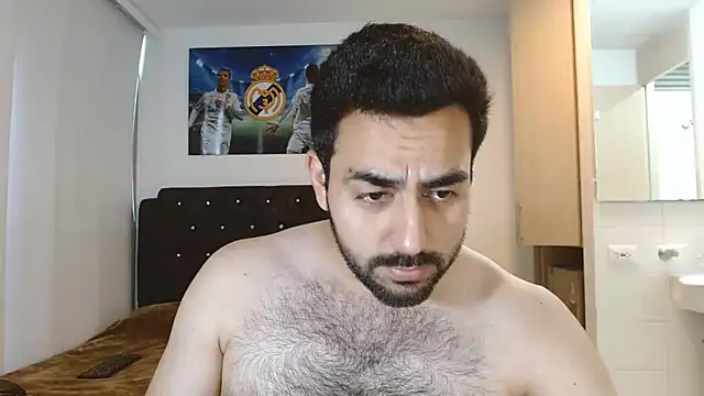 omarmohammedhot2 online show from January 27, 4:22 pm