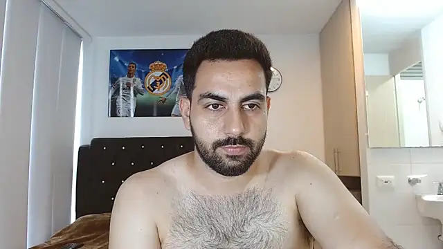 omarmohammedhot2 online show from February 8, 3:10 pm