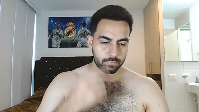 omarmohammedhot2 online show from February 2, 1:41 pm