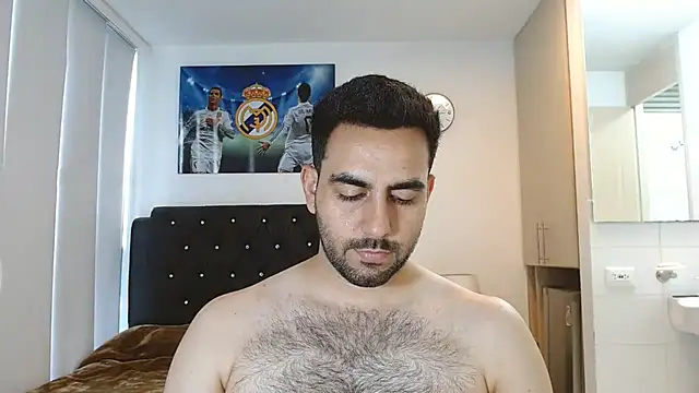 omarmohammedhot2 online show from March 10, 2:37 pm