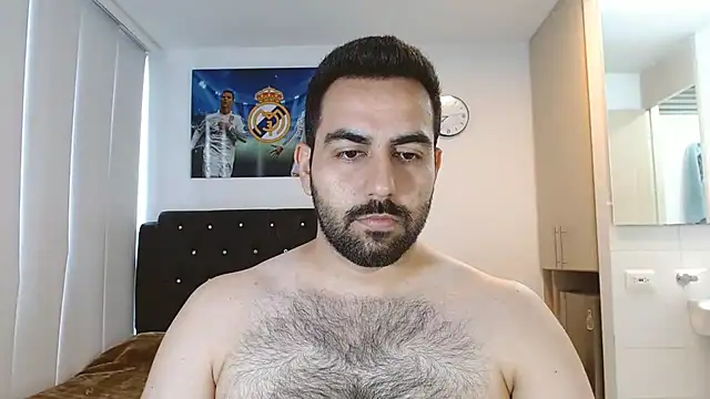 omarmohammedhot2 online show from December 15, 3:09 pm
