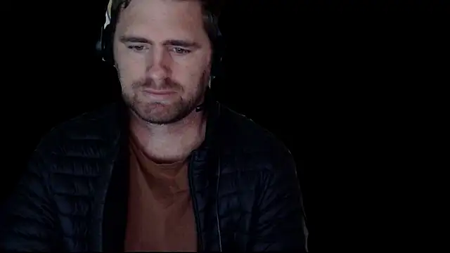 Davidhv2022 online show from April 6, 2:18 pm