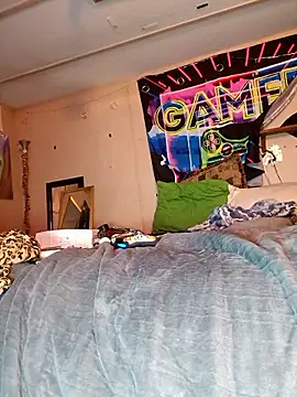 j hollywood91 online show from February 1, 6:12 am