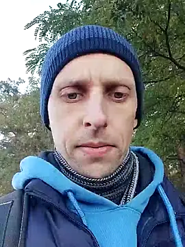 Snapshot of Yrikos1 chatting on October 14, 2:02 pm Yrikos1 online show from October 14, 2:02 pm