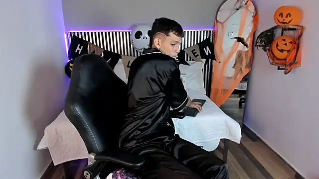 Jasson smit online show from October 30, 2:29 pm