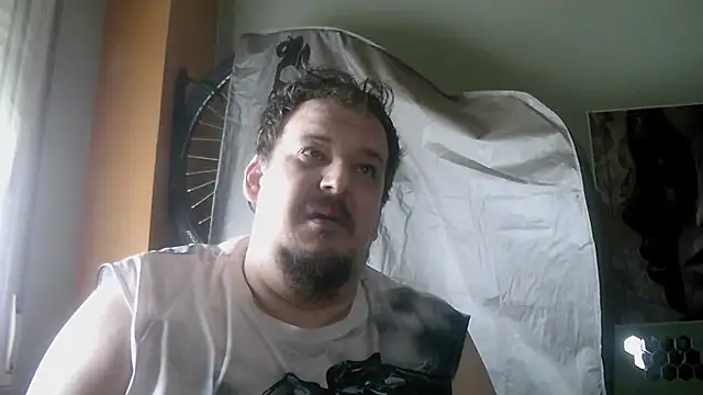 porkorossy online show from May 1, 7:55 am