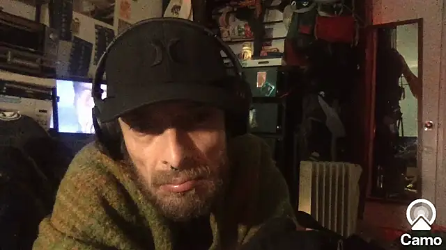 DownstairsSky online show from October 28, 2:14 am