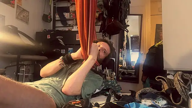 DownstairsSky online show from April 12, 2:51 pm