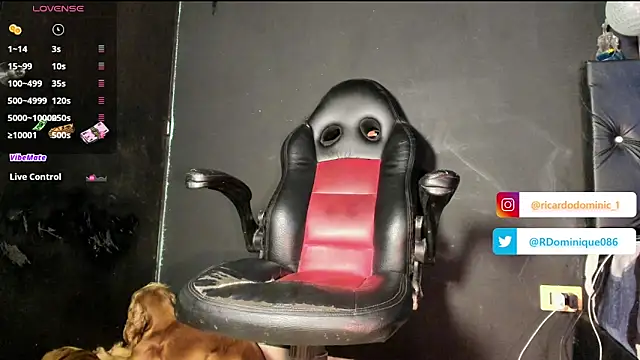 FuckHardlove online show from May 3, 8:33 pm