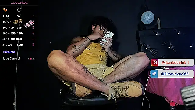 FuckHardlove online show from December 13, 11:55 pm