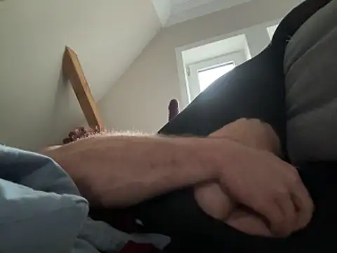 sissybitchx online show from December 23, 10:46 am