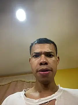 MoiseXxx 777 online show from December 23, 7:17 am