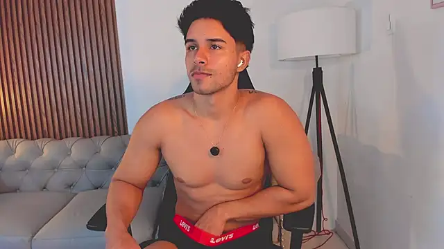 liam collins21 online show from October 17, 12:09 pm