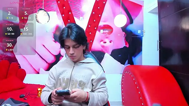 alex 477 online show from May 1, 11:46 am