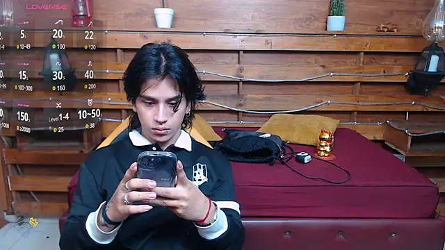 alex 477 online show from April 29, 12:10 pm
