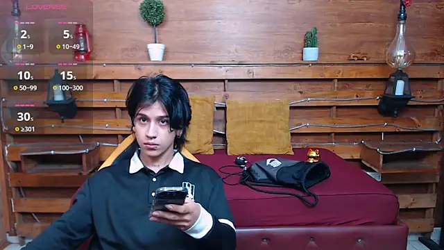 alex 477 online show from April 25, 12:41 pm