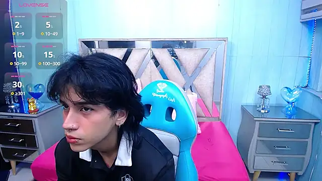 alex 477 online show from June 26, 11:46 am