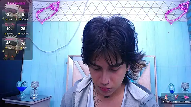 Snapshot of alex_477 chatting on March 11, 11:33 am alex 477 online show from March 11, 11:33 am