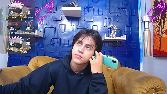 Snapshot of alex_477 chatting on January 25, 11:34 am alex 477 online show from January 25, 11:34 am